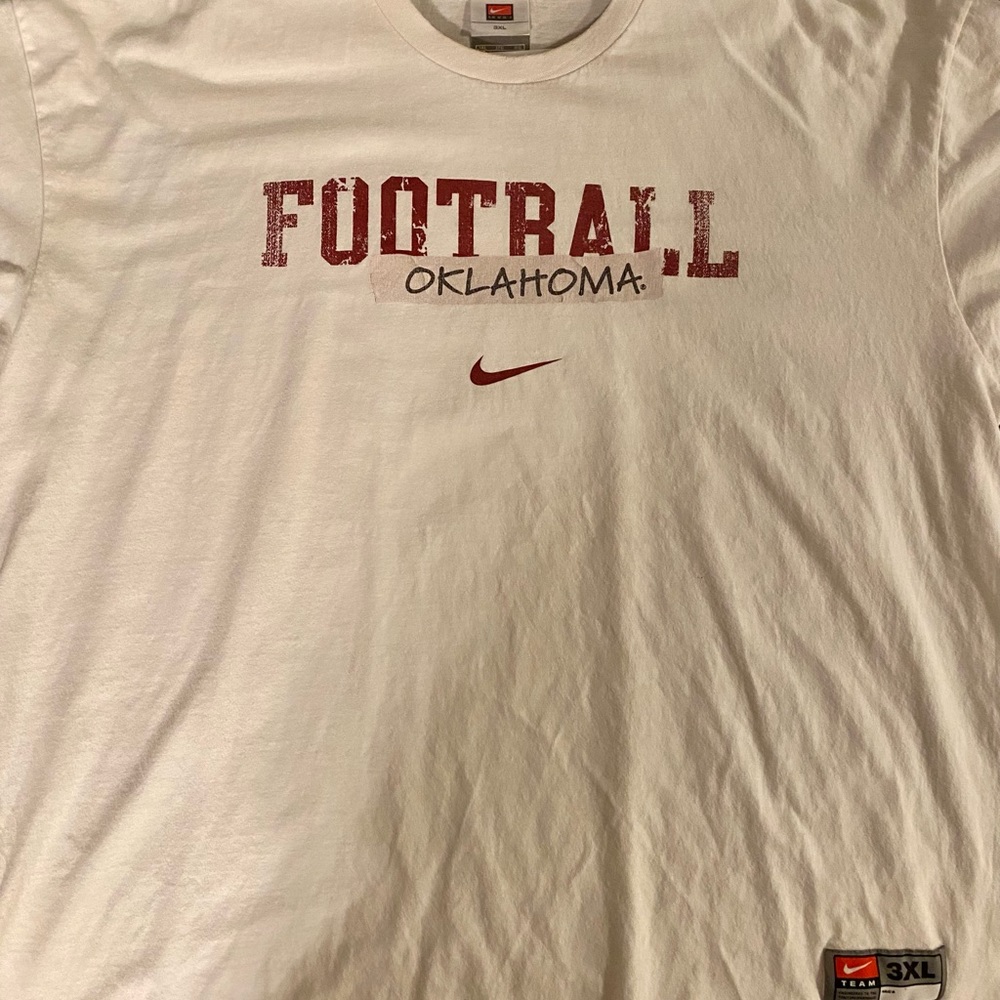 Nike Oklahoma University Football Tee. Size:3XL